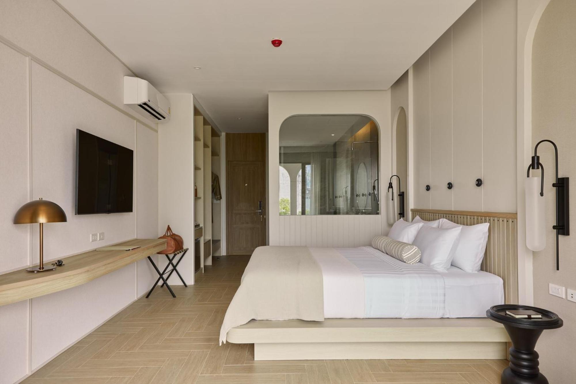 Arco Phuket Town Hotel Exterior photo